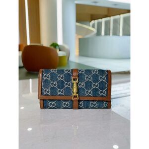 Gucci Women Pre-Loved Bag Very Good Condition